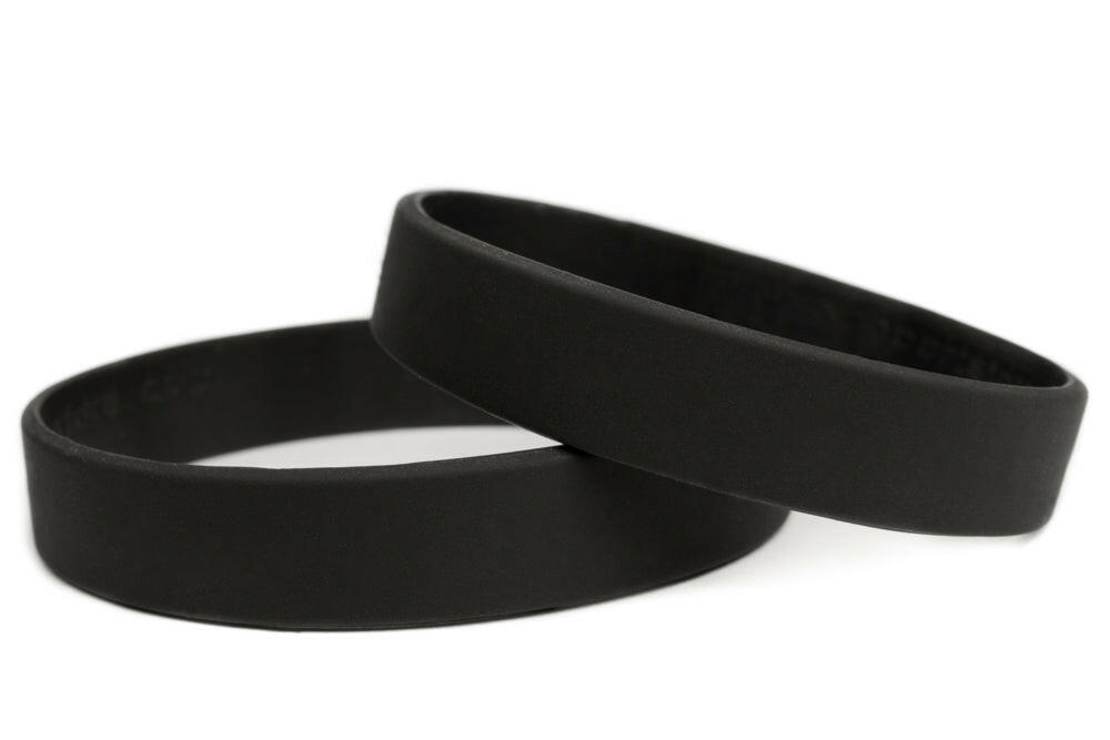Plain black wristband hotsell